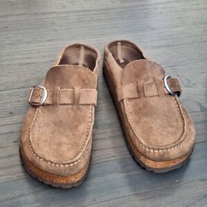 Birkenstock Buckley Clog 38 / 7.5 Narrow
